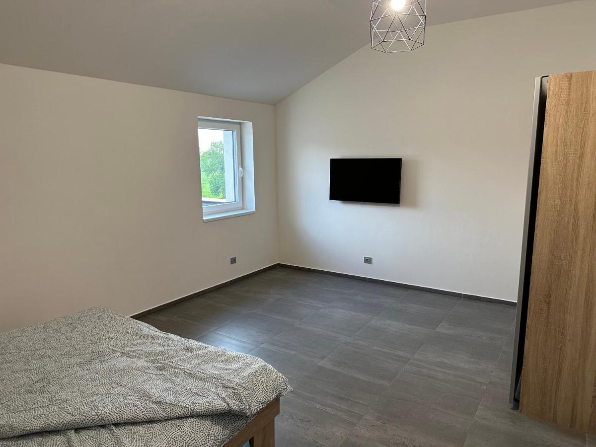 Apartman Byt 75M2 Klid Priroda Pro Rodinu Praga Zewnętrze zdjęcie